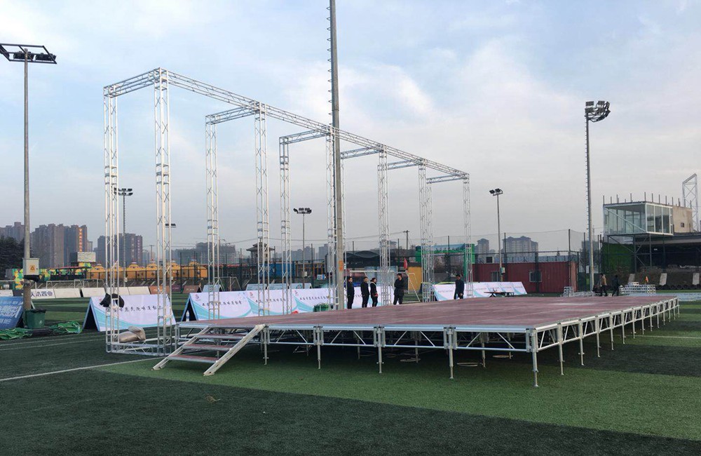 舞台搭建如何既大气又合适？(图1)